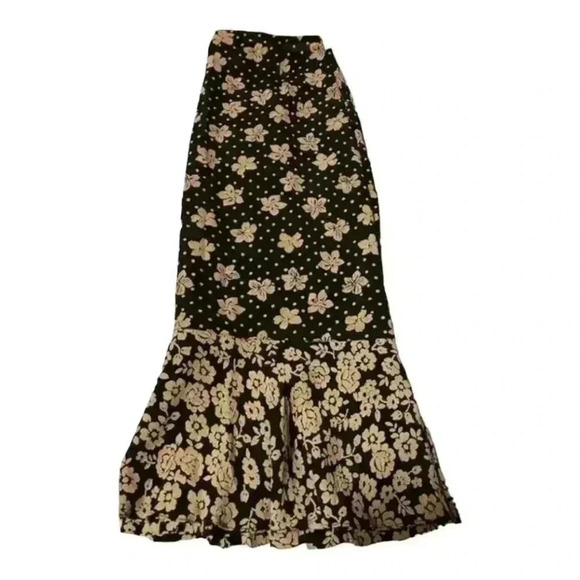 CHICO’s black floral midi trumpet skirt rayon black & ivory contrast flounce 4 - Picture 1 of 7